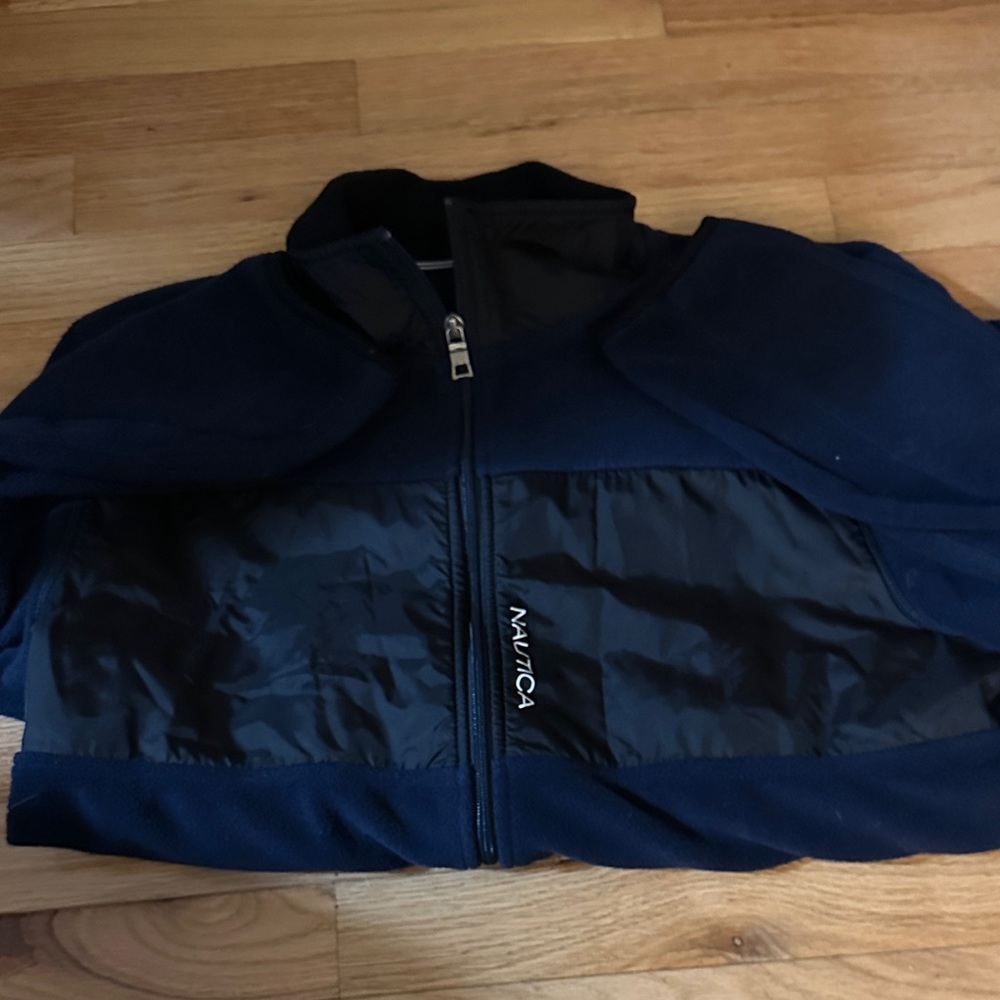 FLEECE NAVY AND BLACK